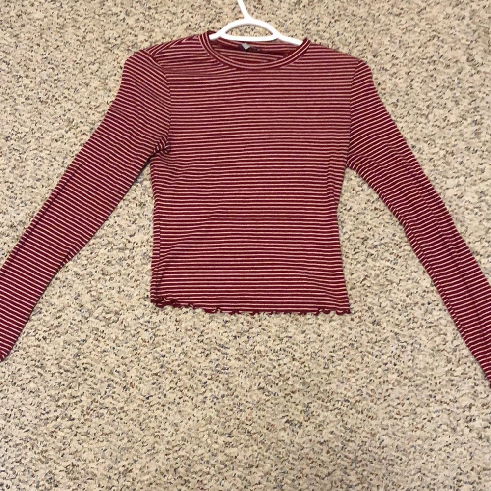 red and white striped ruffled crop top long sleeve